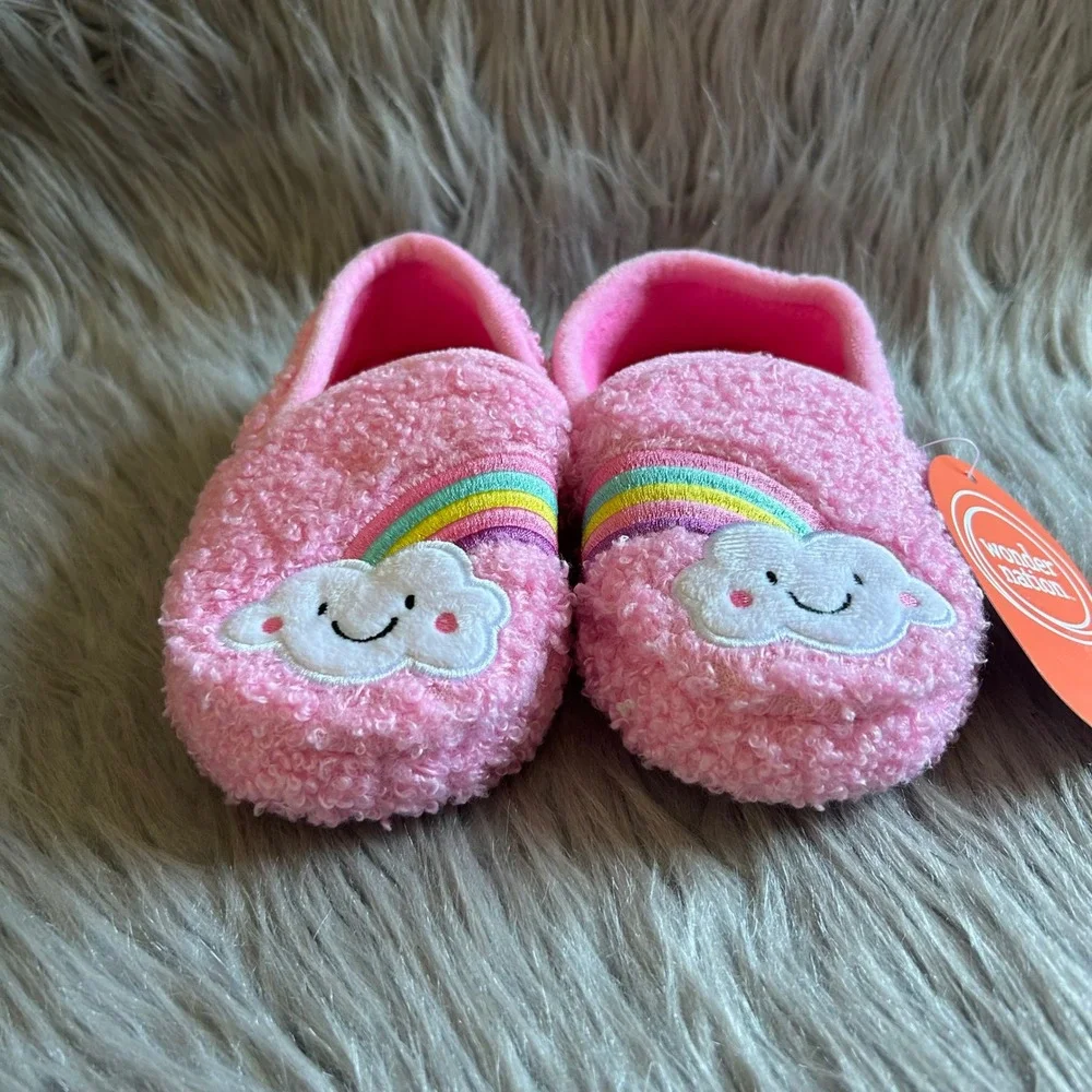 Wonder Nation Slippers Toddler Girls Size 7-8 Pink Fuzzy Rainbow Slip On Shoes